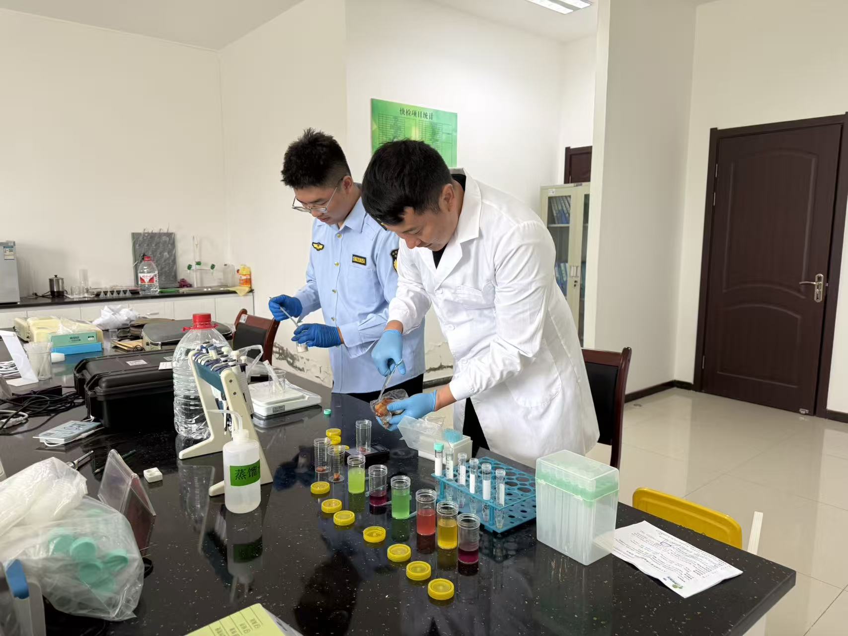 9ea3e9cc217f570f989423bf5abec5ea.JPG 9ea3e9cc217f570f989423bf5abec5ea.JPG